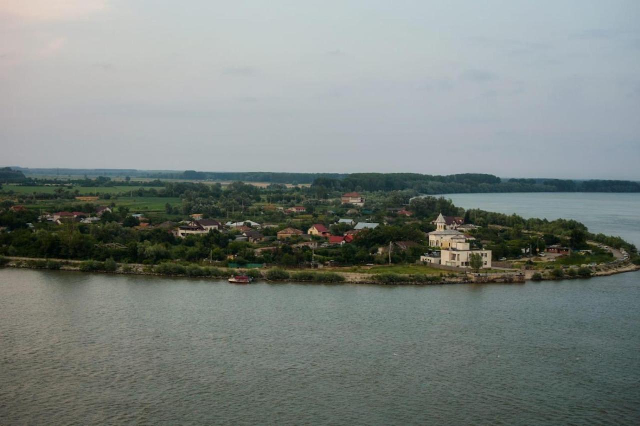 Delta Danube View Apart Tulcea Exterior foto